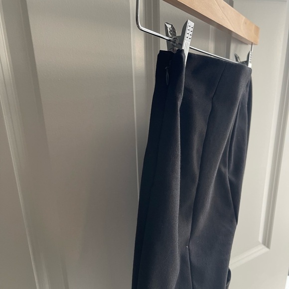 VINCE. Stitch Front Seam Ponte Legging Style # 199028 Black Slim Fit Pants $298 - Picture 8 of 11